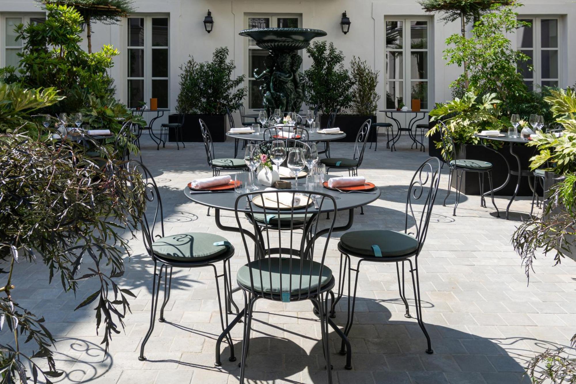 Hotel & Spa Napoleon Fontainebleau Exterior foto
